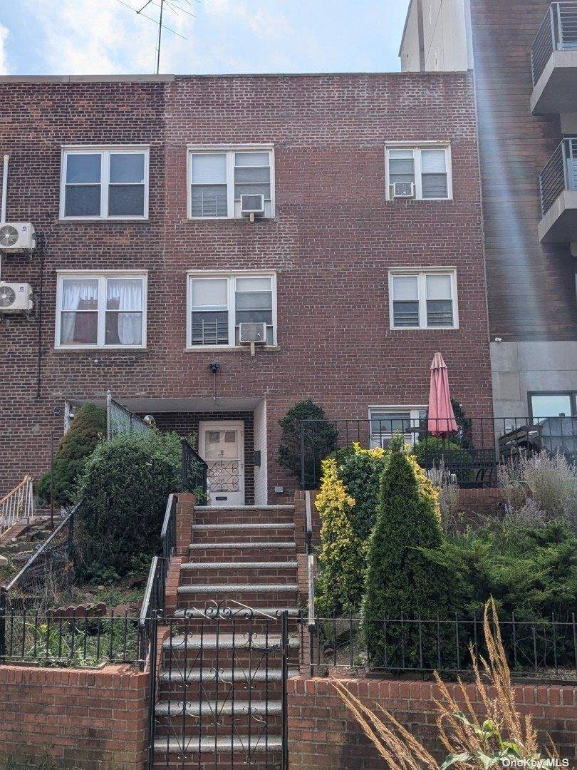 Excellent condition 3 story brick house on Grand Ave Elmhurst.