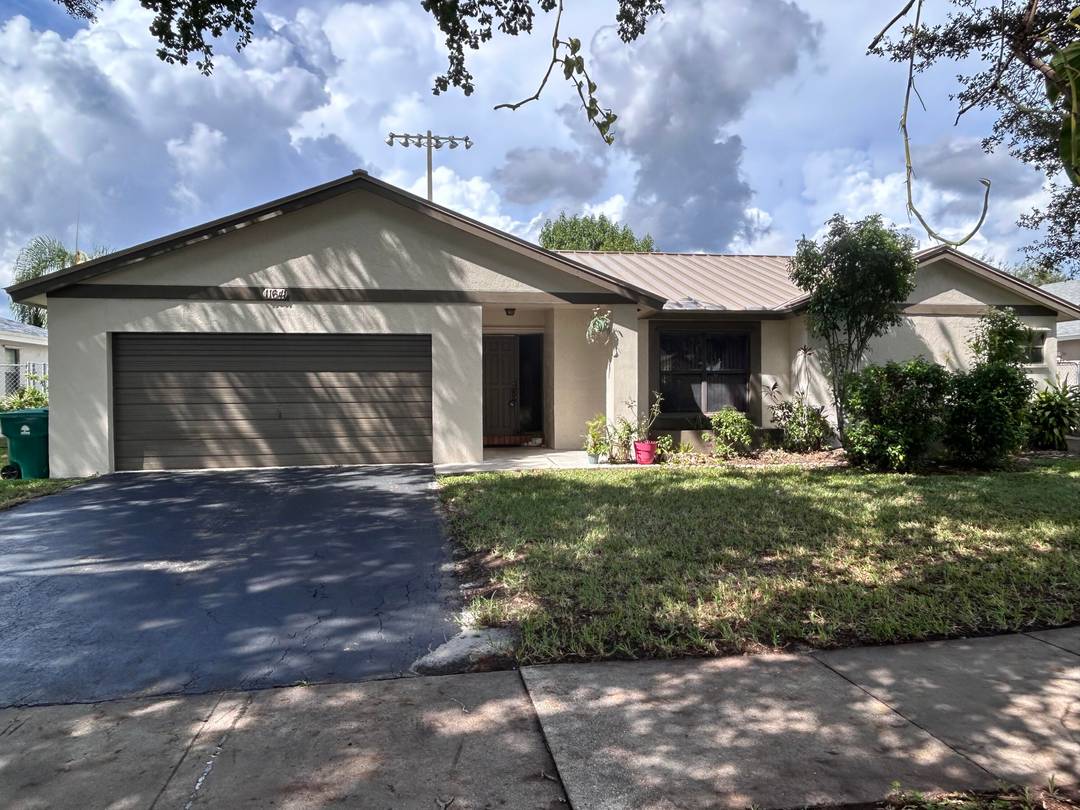 Welcome to this 3 bedroom, 2 bath home located in the highly desirable Flamingo Gardens neighborhood.