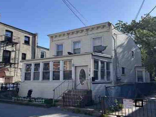 Amazing two family investment opportunity in Brooklyn, NY.