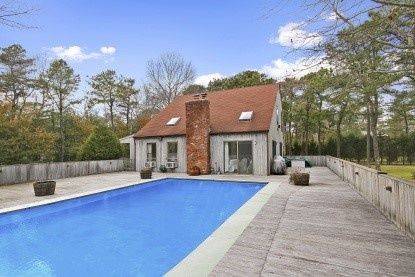 East Hampton Contemporary