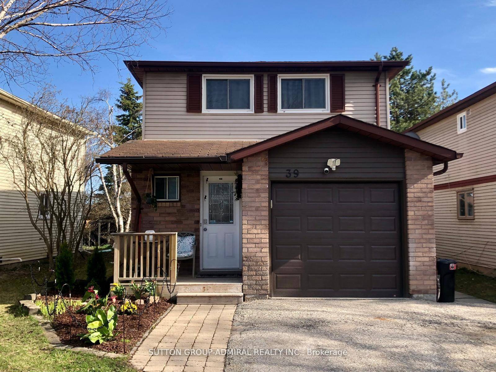Newly renovated and ready to move in 2 Story Home in the east end of Barrie, 5 minutes from the nearest highways 400 and Highway 26.