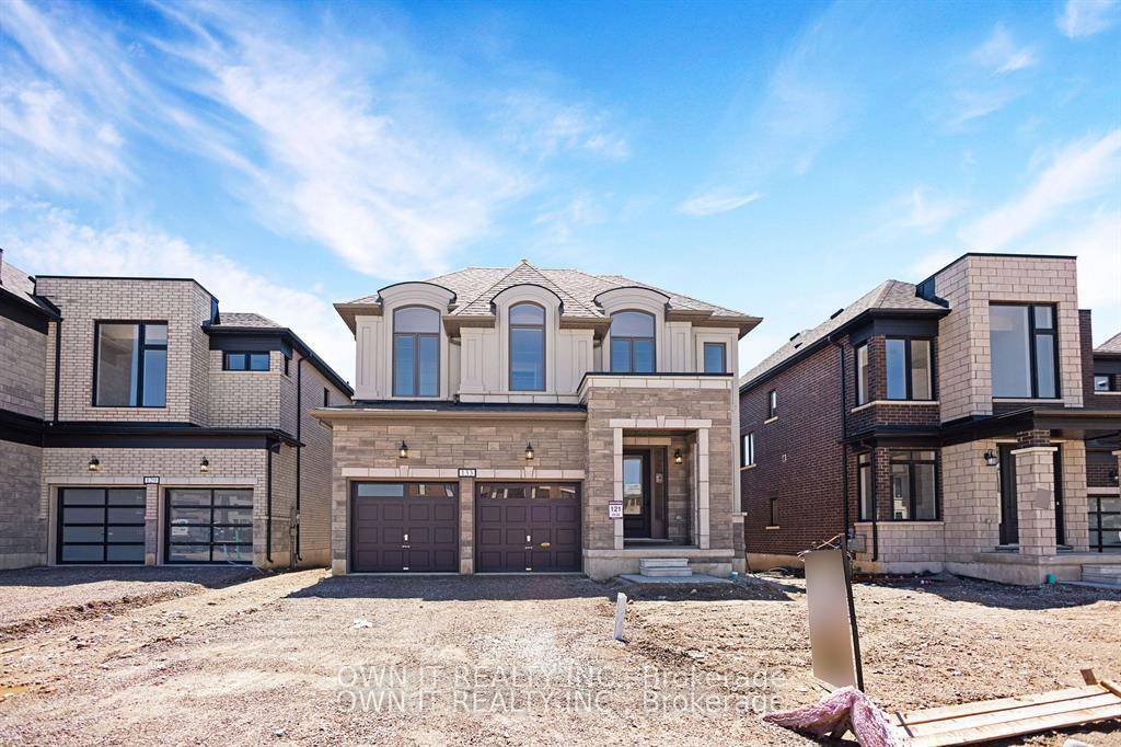 Around 2500 sq feet house Premium Ravine Lot with walk out basement.