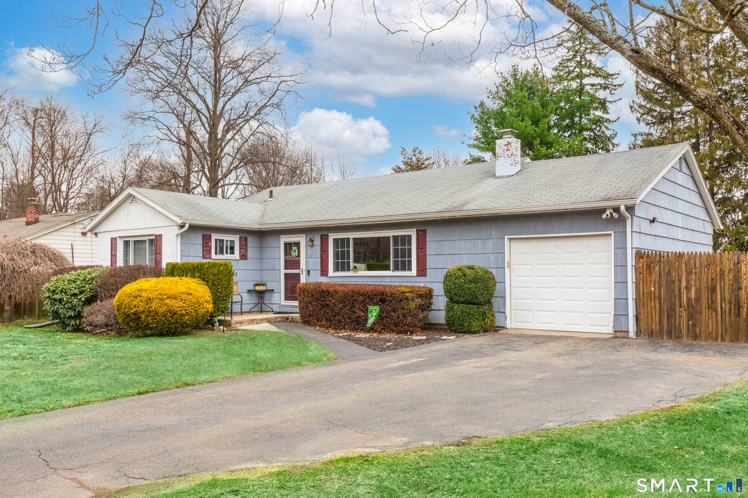 The sellers have received multiple offers and are requesting all offers be submitted by 4 00PM on Wednesday, 3 25 26.