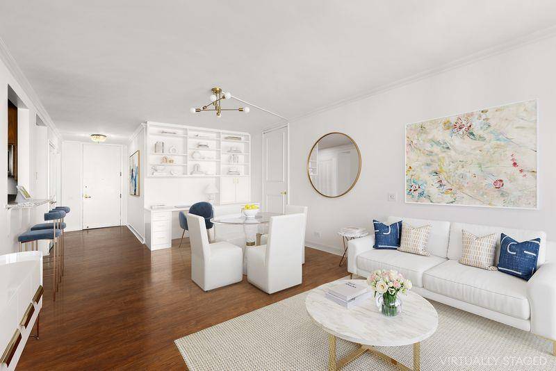 1262 sq renovated 3 bedroom 2.