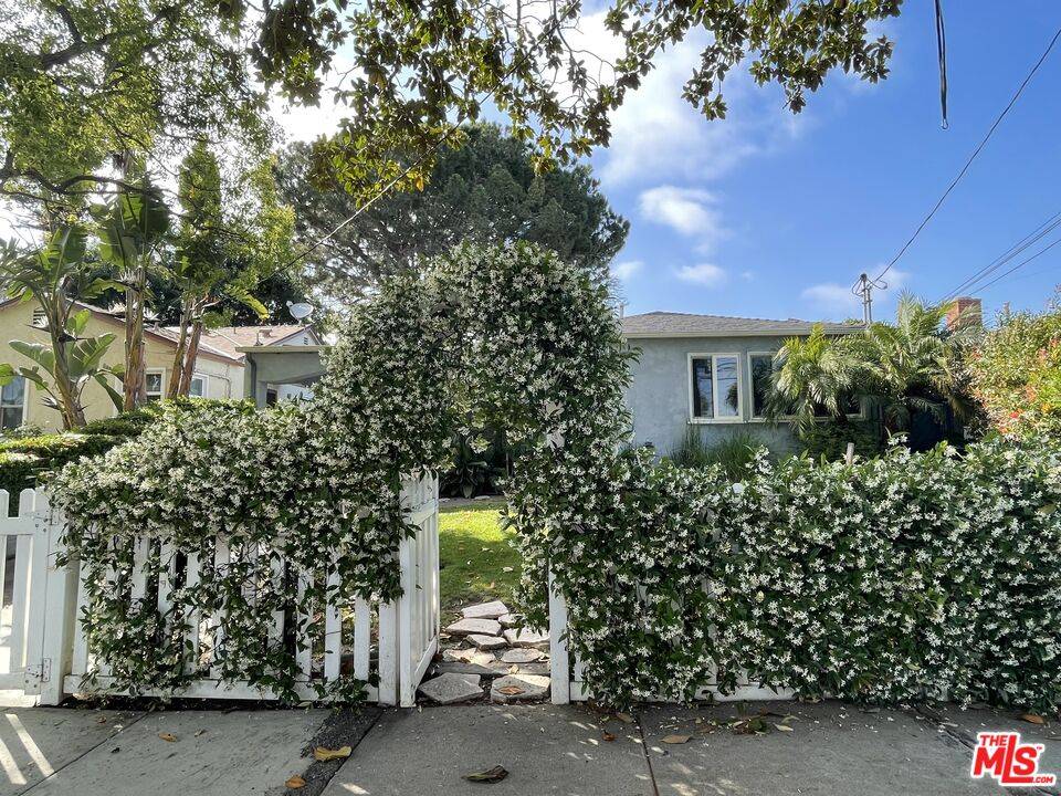 11419   Charnock Rd 3BR Marina Del Rey La