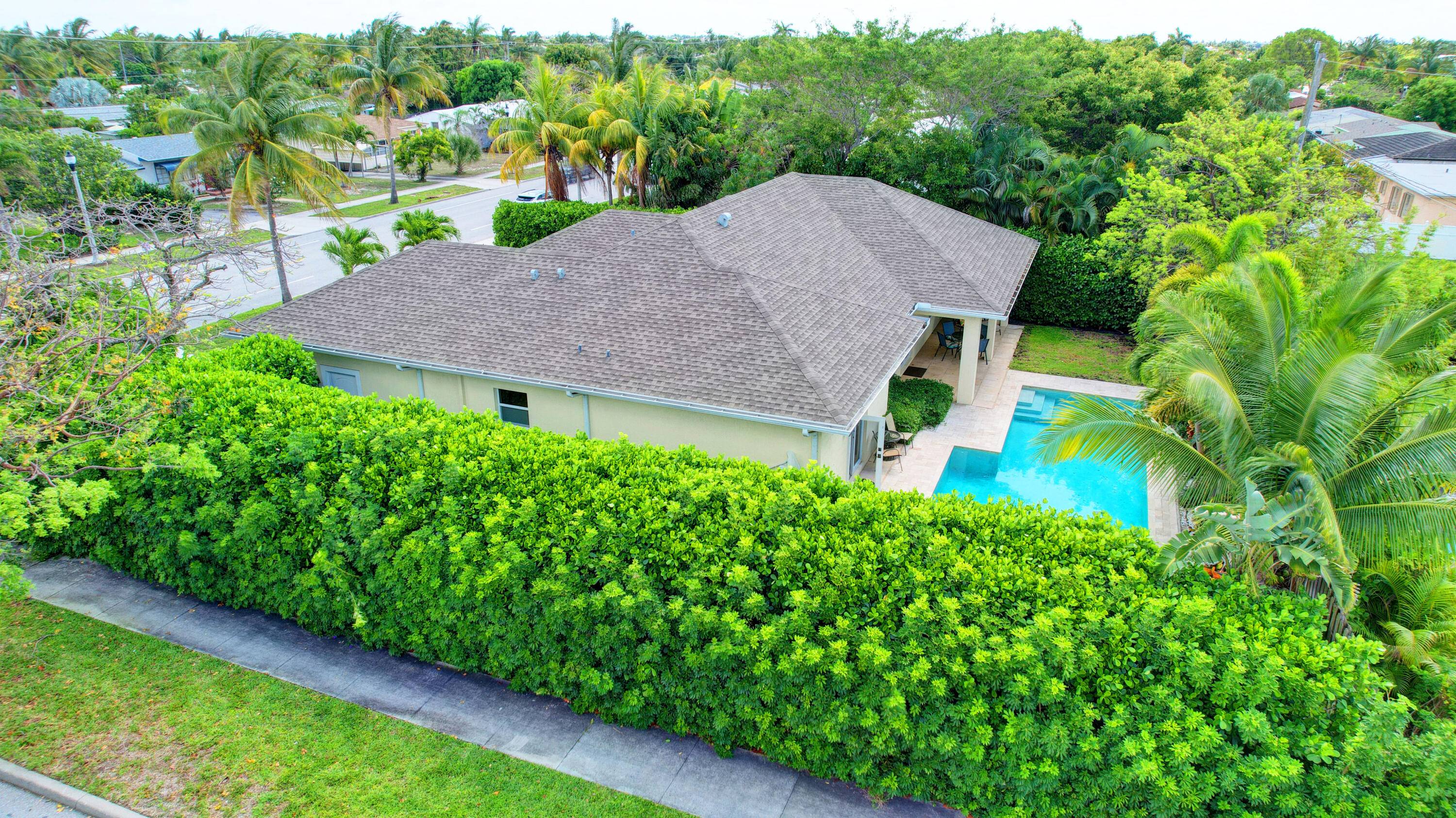 Fantastic opportunity to rent this furnished TURNKEY spotless 3 bedrooms, 2 bath, 2 car garage home with a saltwater heated pool surrounded by a tropical garden with covered patio.