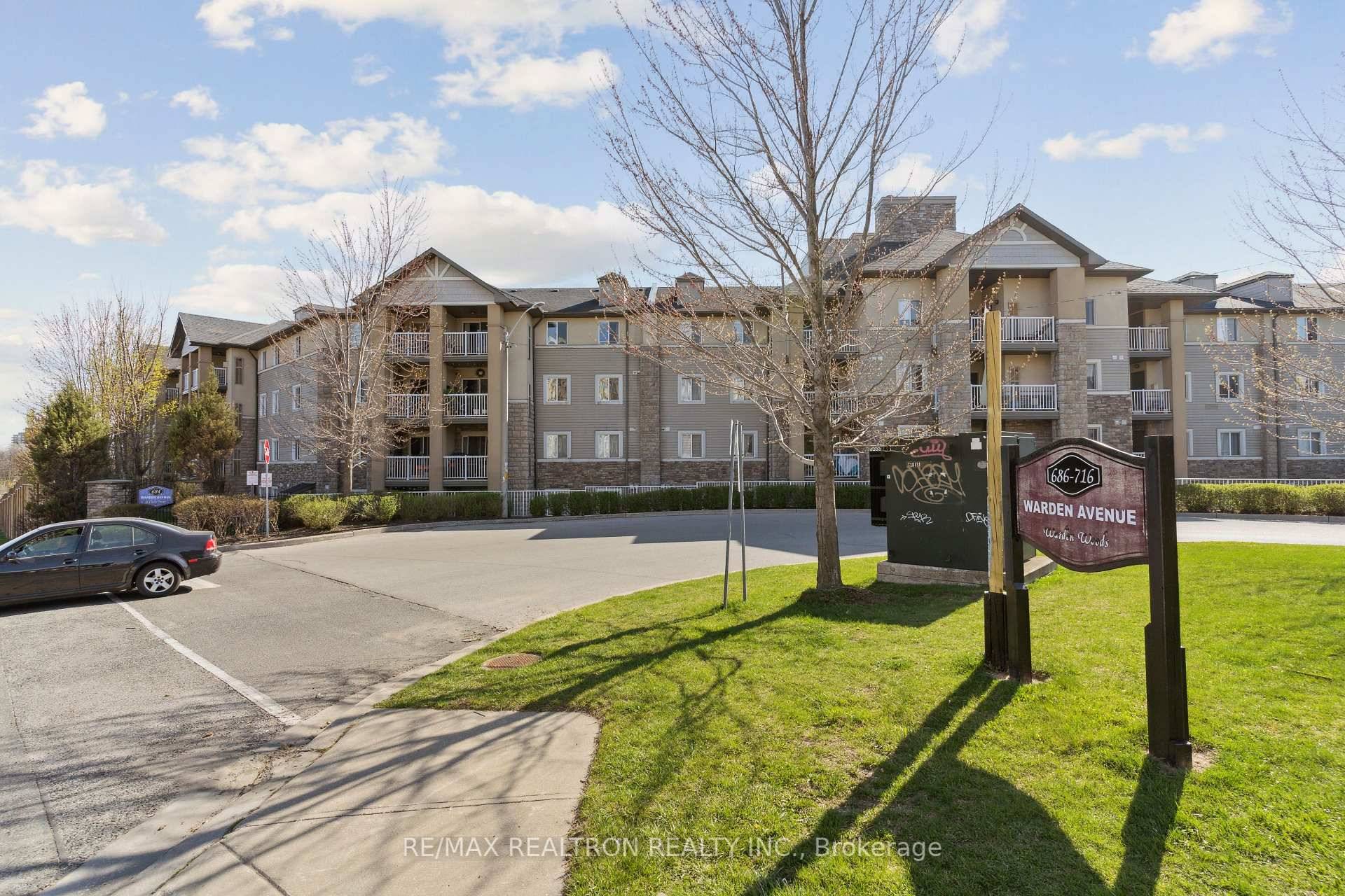 Charming and move in ready, Unit 103 at 684 Warden Avenue offers a spacious 2 1 bedroom, 2 bathroom layout in the well maintained St.