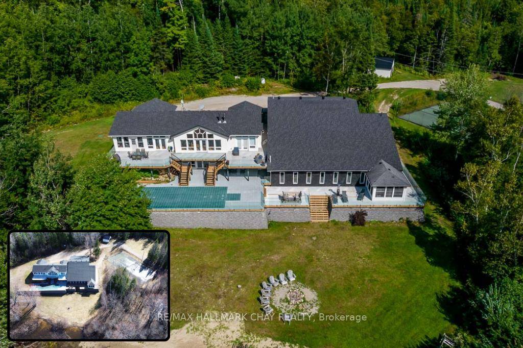 ULTIMATE FOUR SEASON LAKESIDE RETREAT !