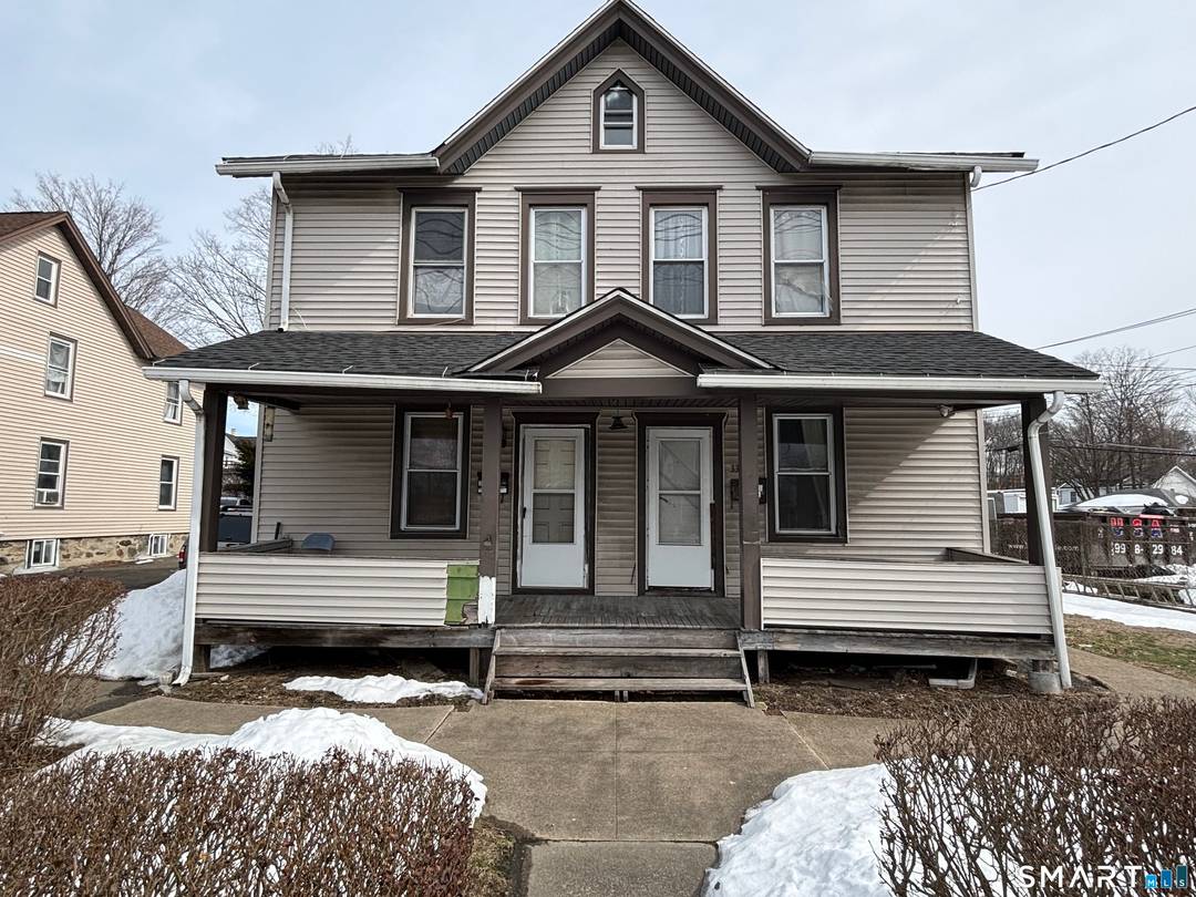 Fabulous investment opportunity ready for your vision !