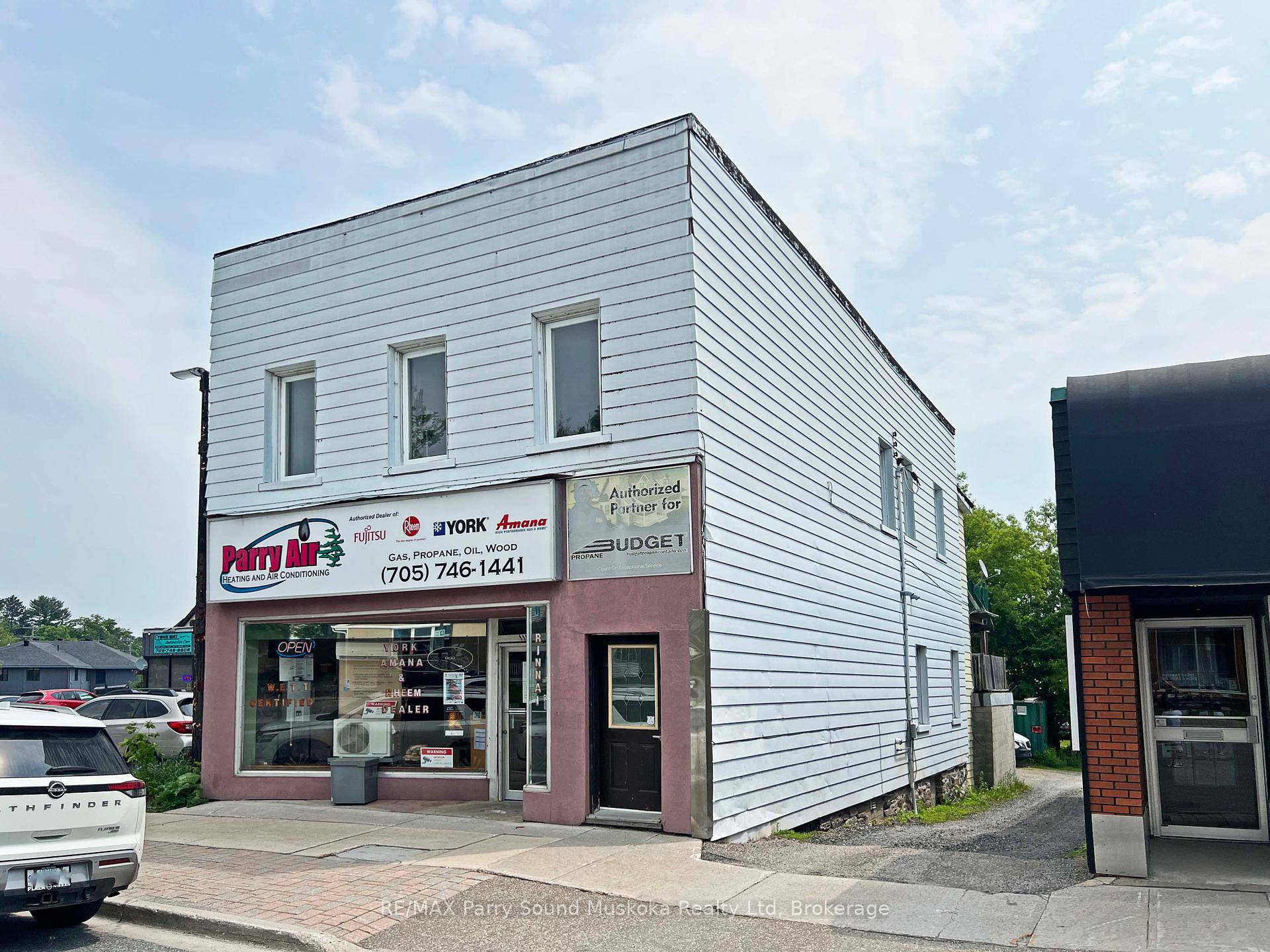RESIDENTIAL COMMERCIAL INCOME OPPORTUNITY !