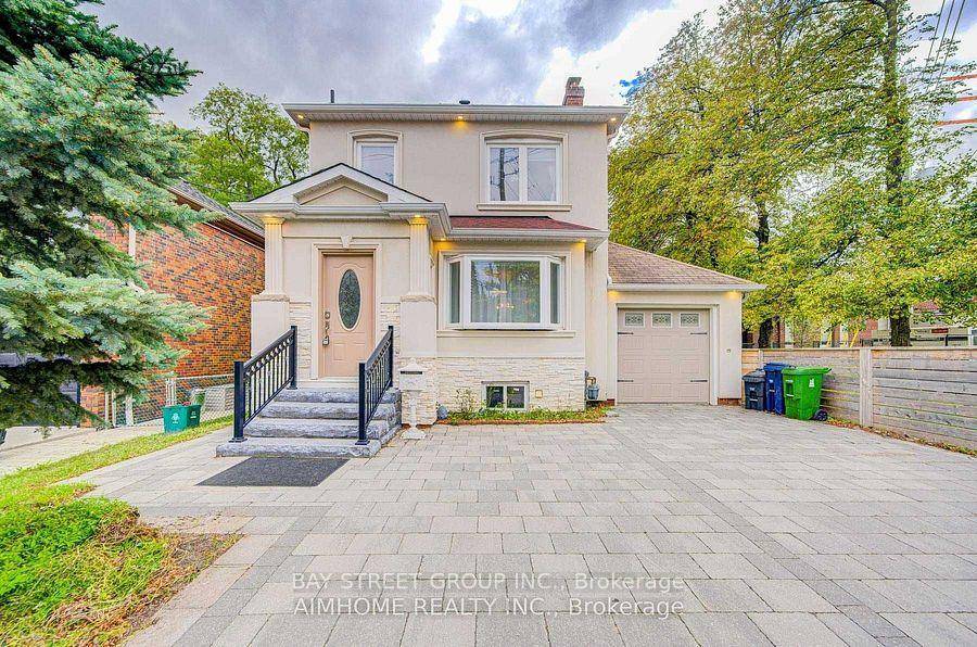 Enjoy This Fabulous Detached 2 Storey With Stunning Array Of Exquisite Finishes Inside Out Located In The Most Desirable Leaside Area.