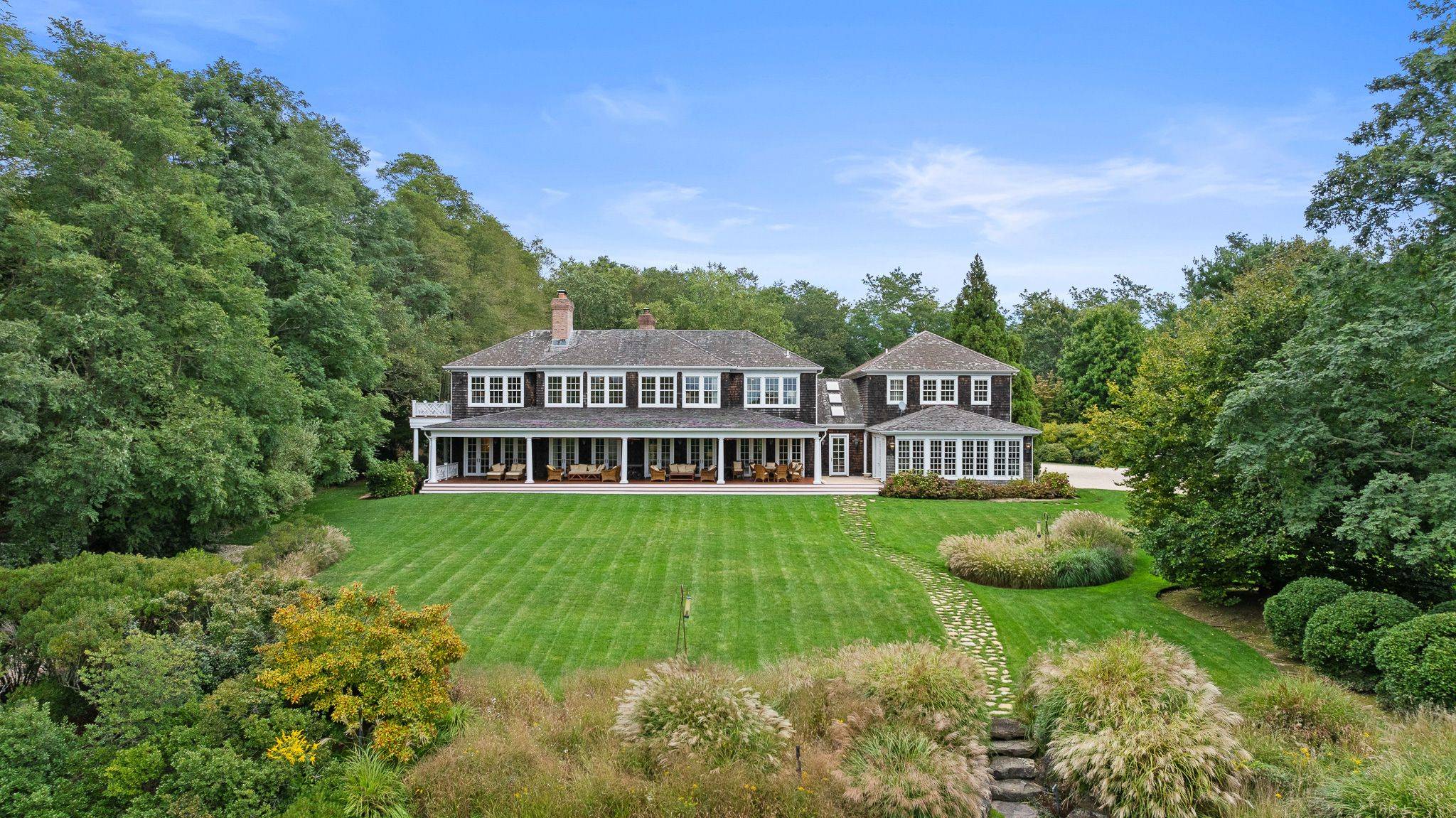 Prestigious Bridgehampton Estate