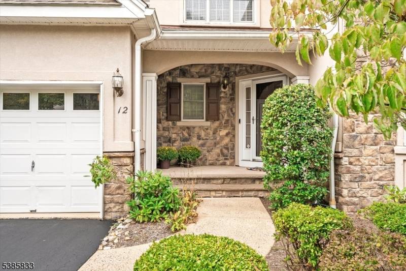 Ironwood Rd Montgomery Twp. New Jersey Single-Family