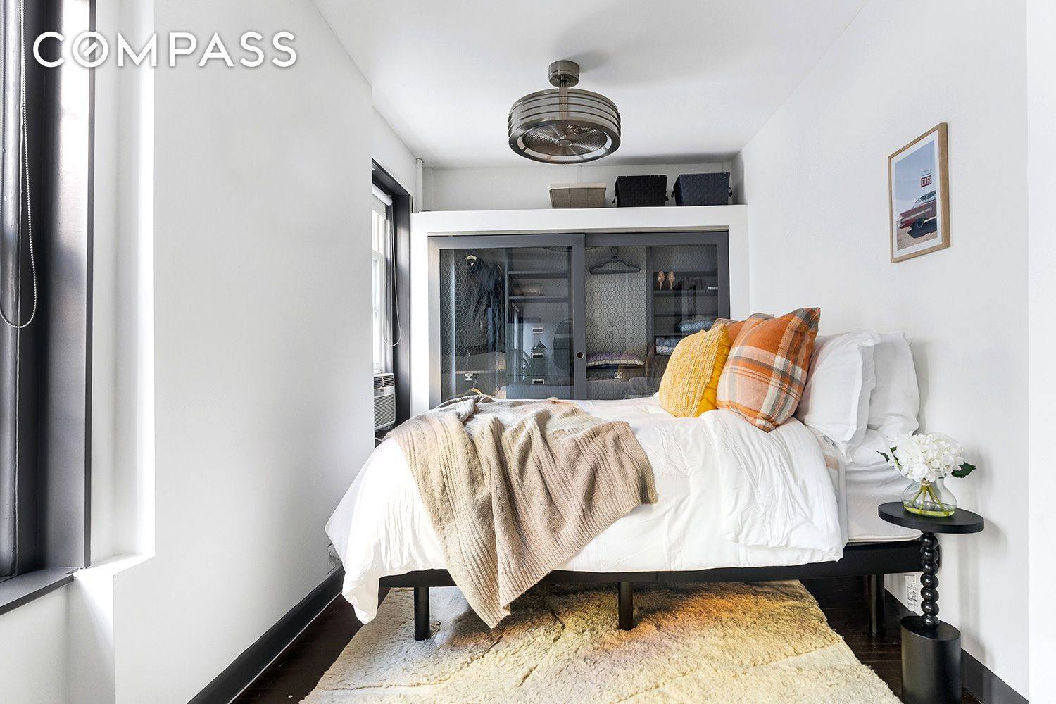 NEXT OPEN HOUSE no appointment necessary Sun Mar 23rd 12 1pm Bright and Stylish Soho One Bedroom with Beautiful Tree Top Views !