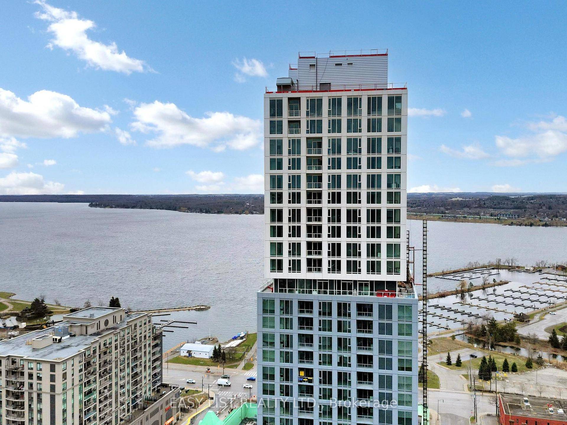 Luxury lakeside living in the heart of downtown Barrie !