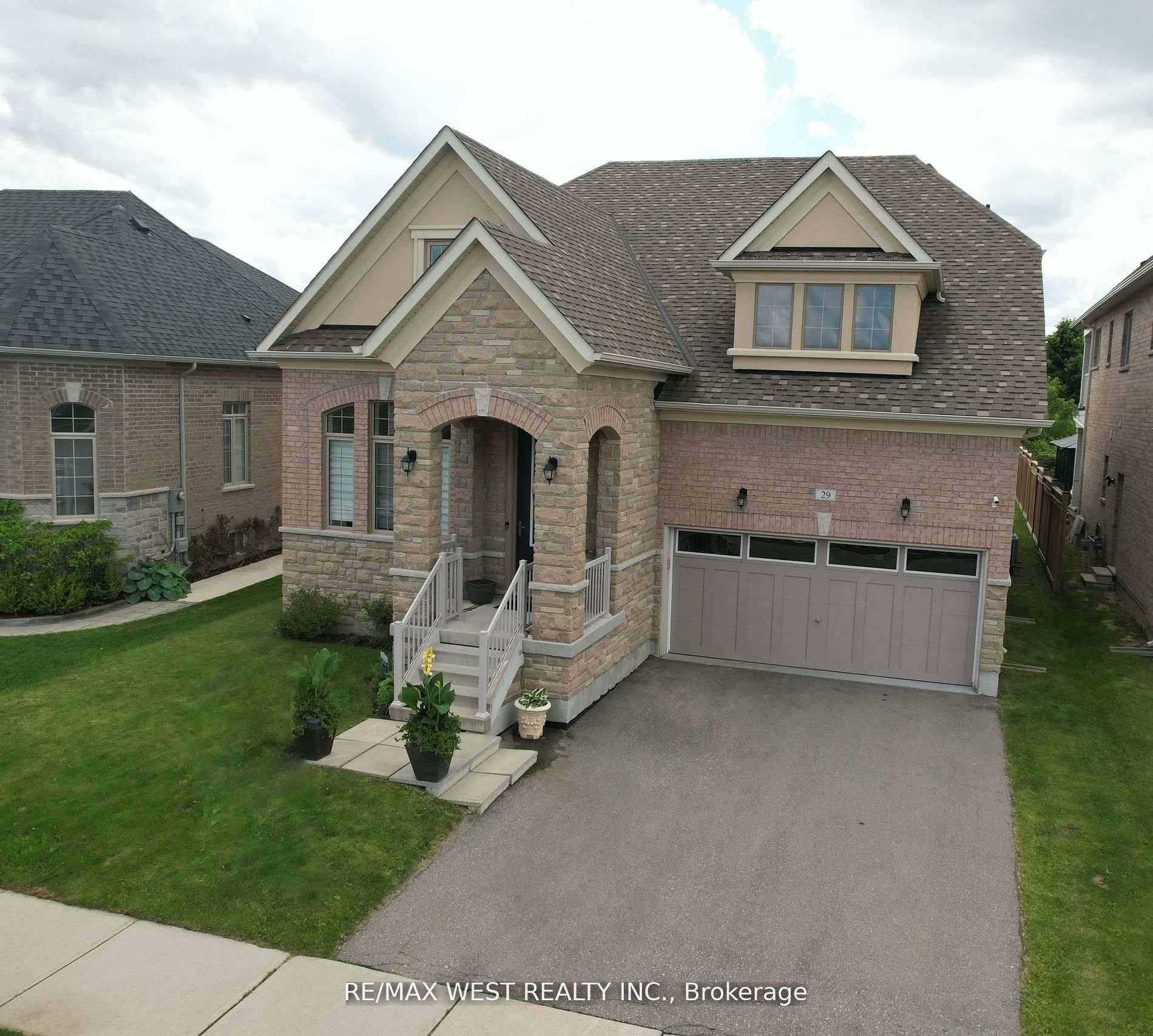 Welcome to luxury living at its finest in this exceptional Fernbrook home, the largest bungalow loft in its subdivision in Georgetown.