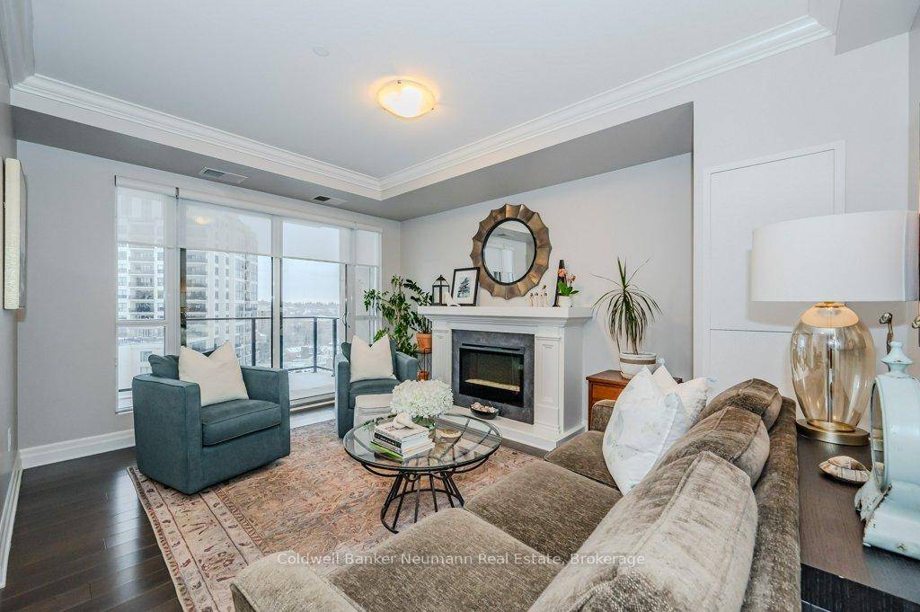 Welcome to 806 160 Macdonell St.