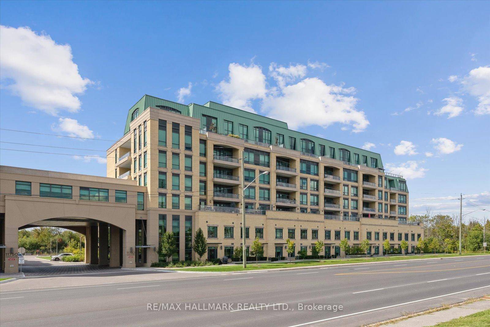 This stunning Pemberton built condo showcases a bright, open concept layout with a wide floor plan and an abundance of natural light.