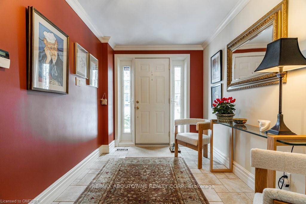 If Nature And Serenity Are What You Seek, In An Easy To Access Location Backing And Siding Onto Sedgewick Forest In The Heart Of Coronation Park Then Look No Further ...