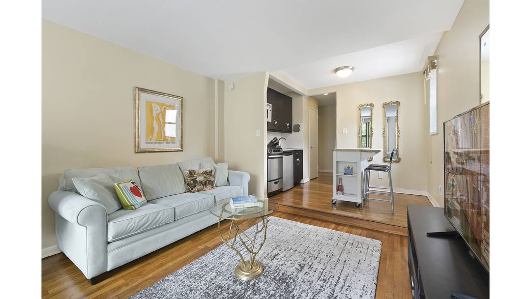 Gracious Sunken Studio Coop in Prime Kips Bay Location Step into this thoughtfully designed sunken studio apartment at 145 East 29th Street, 6C, offering a rare combination of space, light, ...