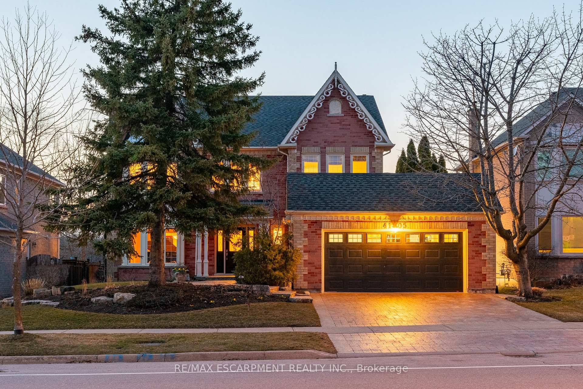 Welcome to this fully customized Monarch built home in the heart of Millcroft one of Burlingtons most sought after golf course communities.
