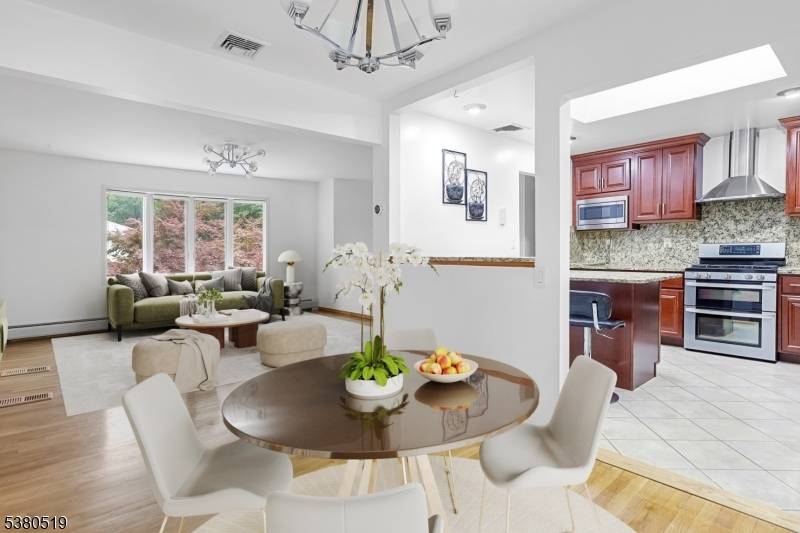 Just price reduced ! Beautiful, fully renovated single family home rental in the heart of Wayne, sitting at the end of quiet cul de sac on approximately half acre of ...