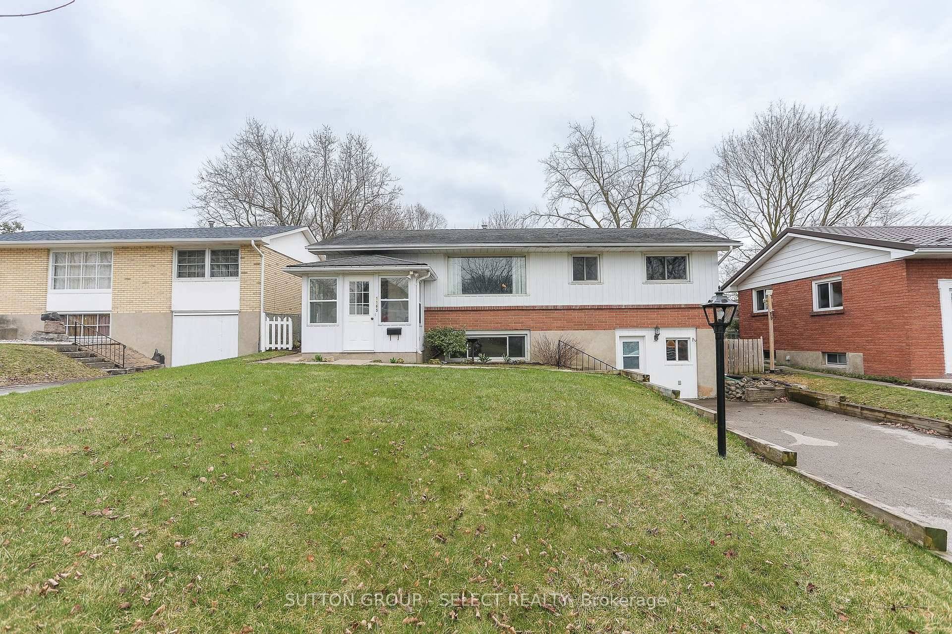 Calling all first time home buyers, investors, or multi generational families !