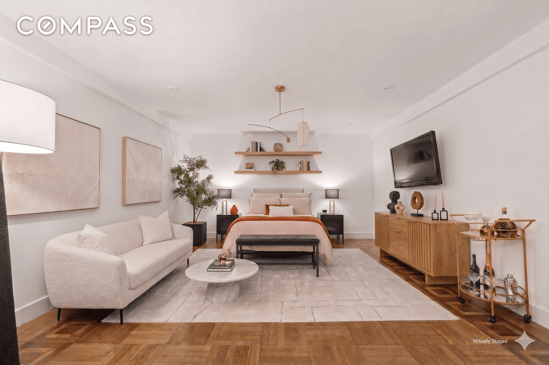 Tons and tons of closets !