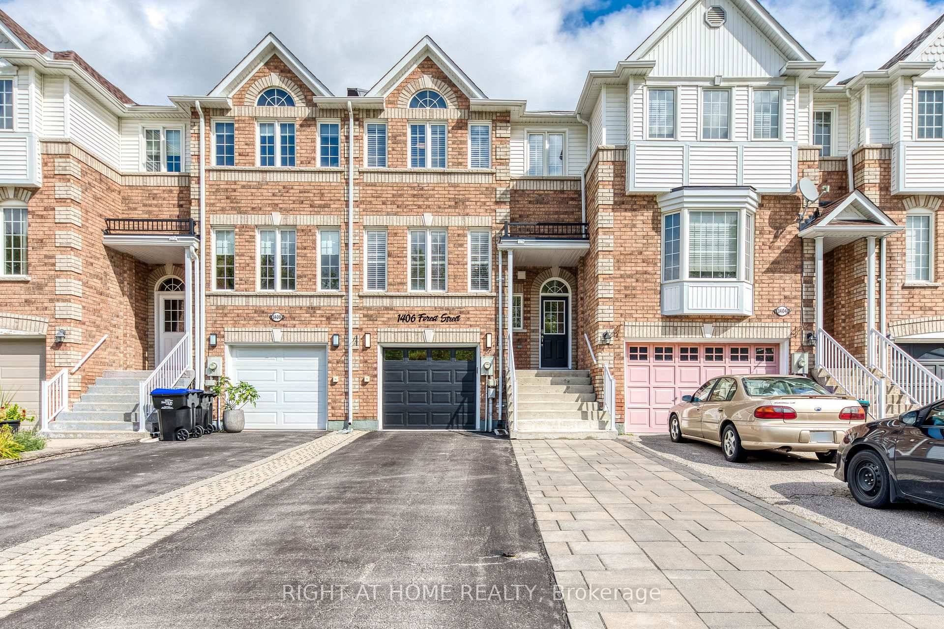 Welcome to Your New Family Home in the Heart of Innisfil.