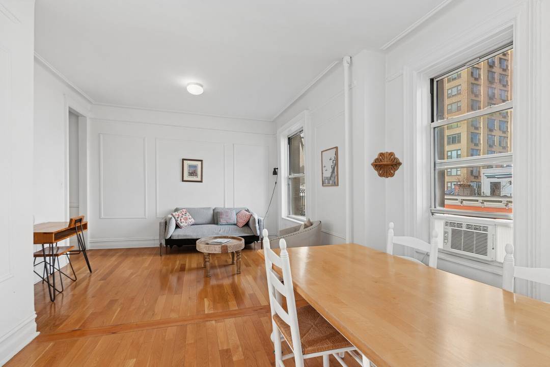 Furnished 2 Bedroom on a Landmarked Gramercy Block Take four flights up to this classic 1903 Beaux Arts and be rewarded with a sun filled, furnished 2 bedroom home on ...