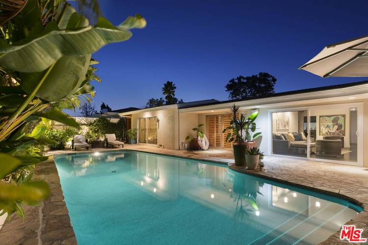 8405   Edwin Dr 5BR Hollywood Hills East La