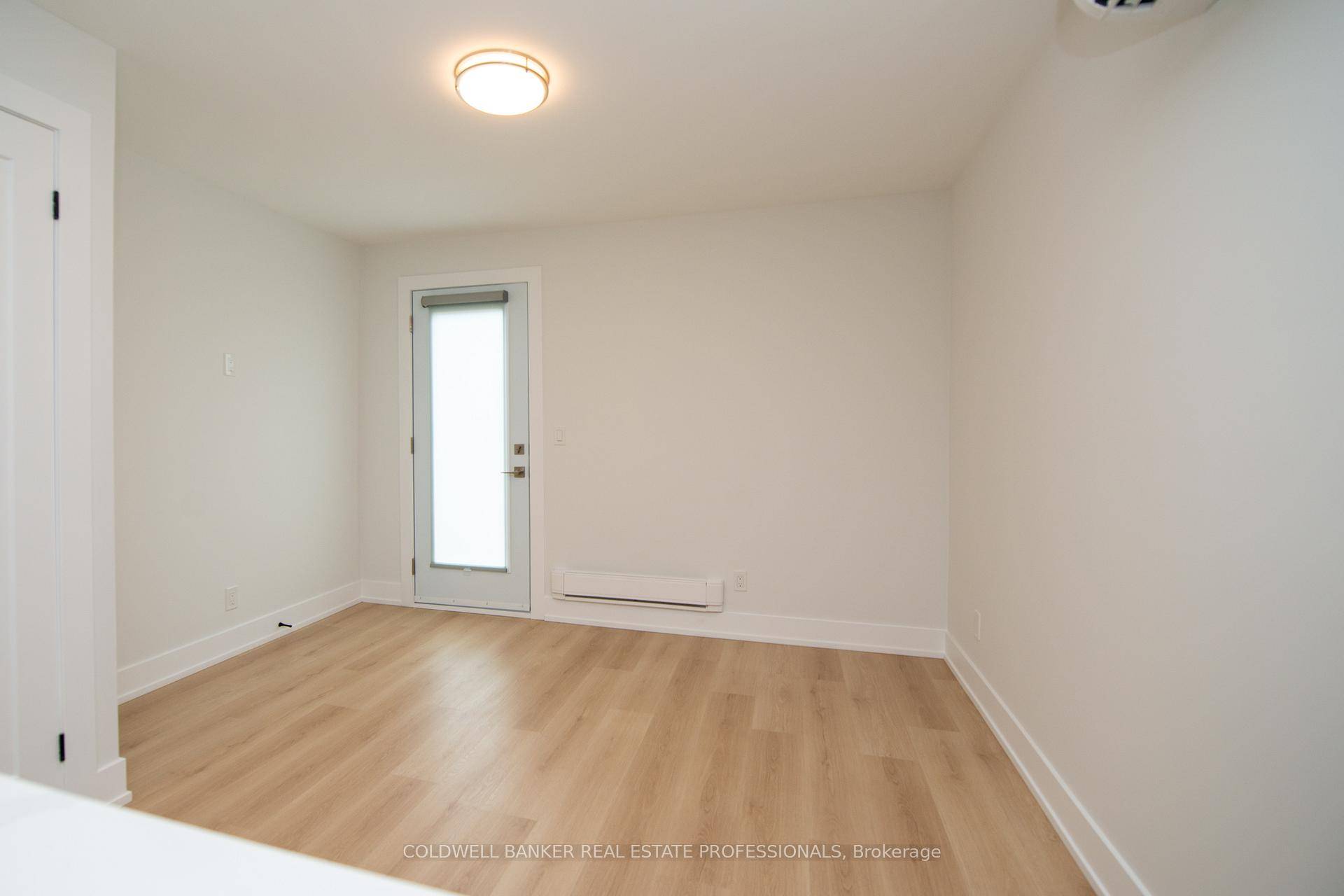 Prime North Riverdale Area !