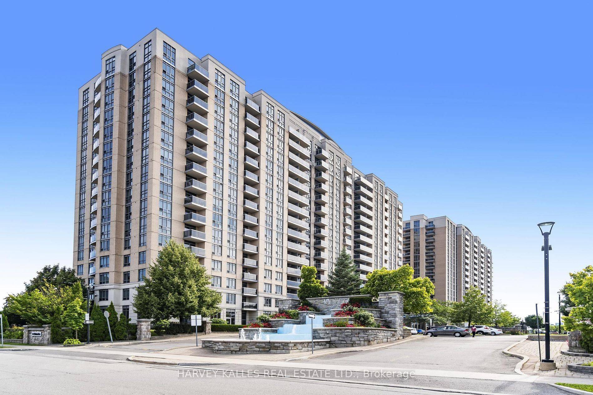 Welcome to this newly updated and centrally located condominium suite with 2 bedrooms DEN 2 full washrooms.
