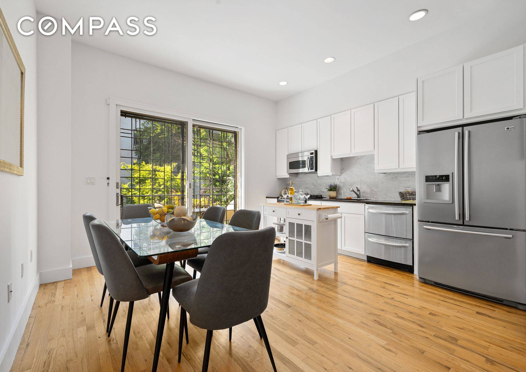 New to market ! Discover this stunning owner s triplex with a private garden in a four story townhouse in the heart of Central Harlem.