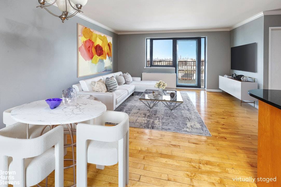 Priced to sell ! Spacious 2 bedroom 1.
