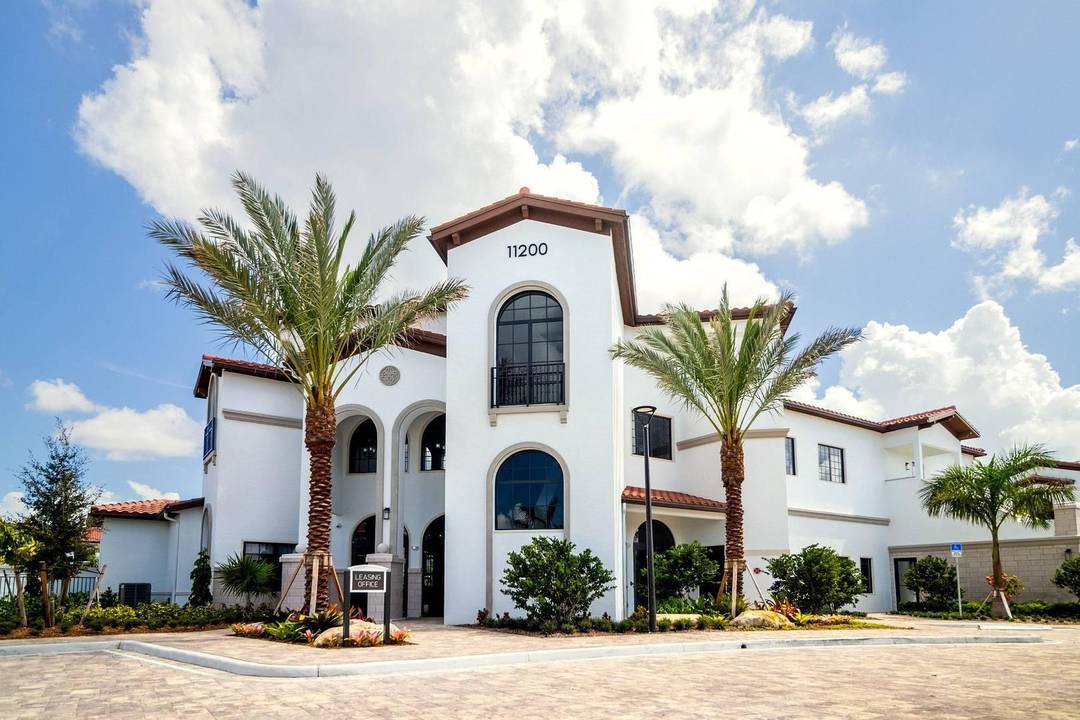 Beautiful apartment community Atlantico at Royal Palm Beach.