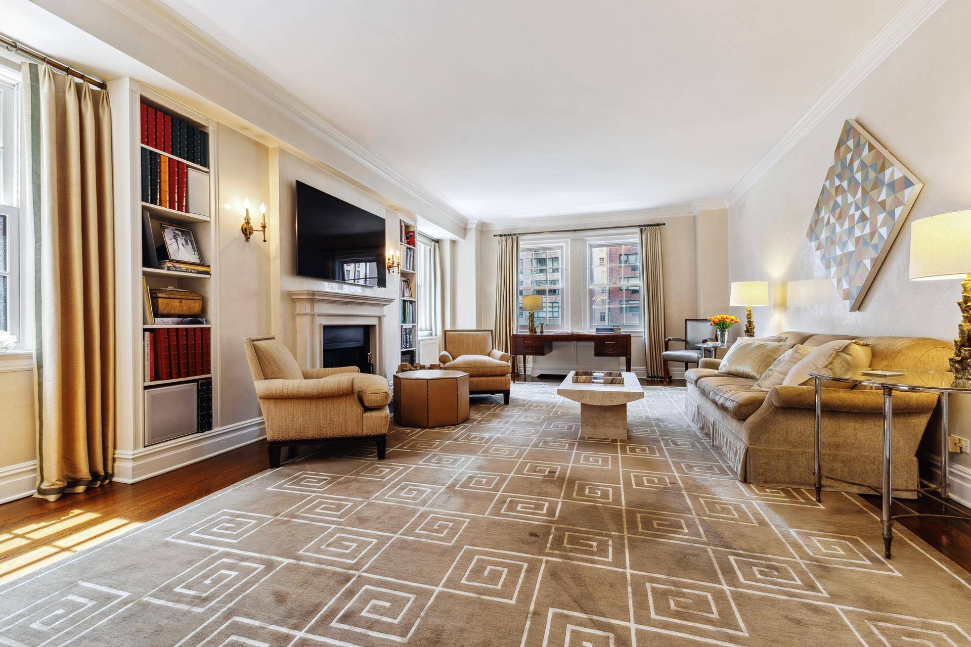 MOVE RIGHT IN to this beautifully renovated, sun drenched pre war Classic Seven offering 3 bedrooms, 3 bathrooms, a corner living room, formal dining room, eat in kitchen, and staff ...