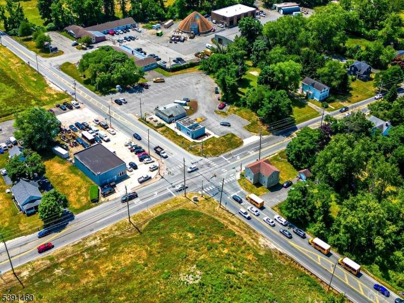 Fully approved 75, 000 SF Self Storage Facility.