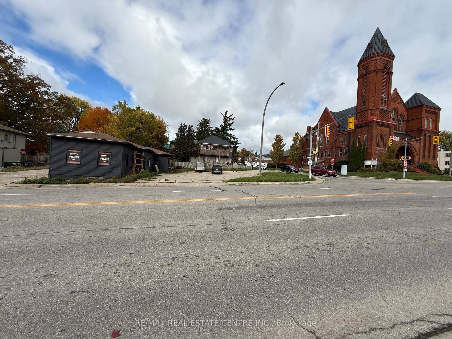 217 Dundass Street, Woodstock, ON N4S 1A9