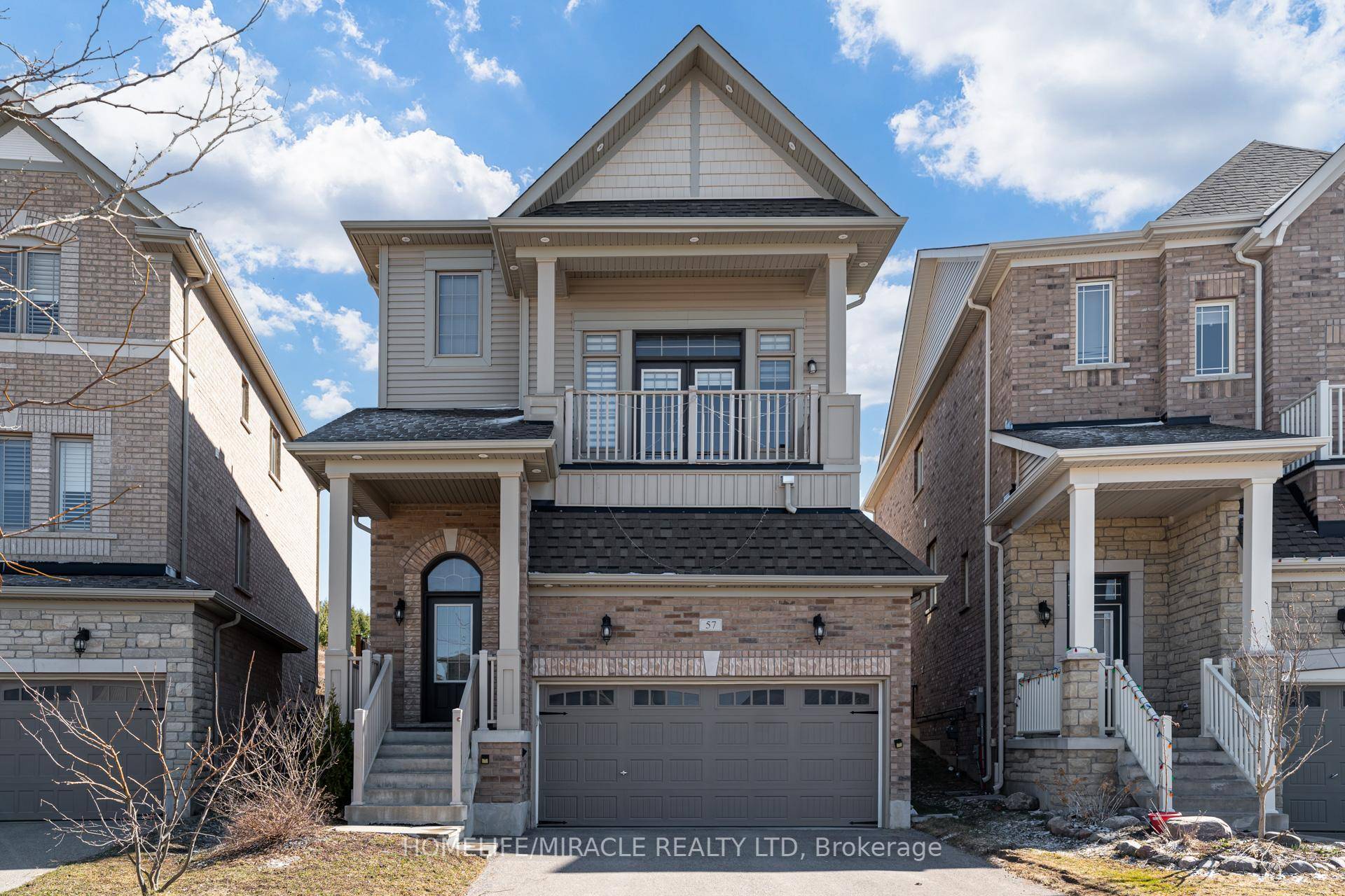 This stunning double car garage home is located in Alliston's most prestigious, family oriented community.