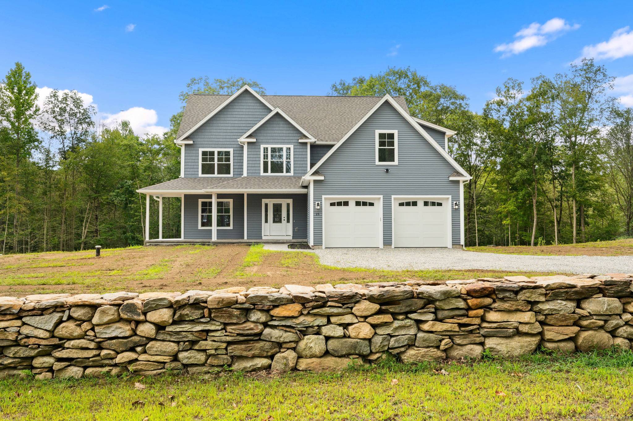 Step into this stunning brand new Colonial home offering both space and style !