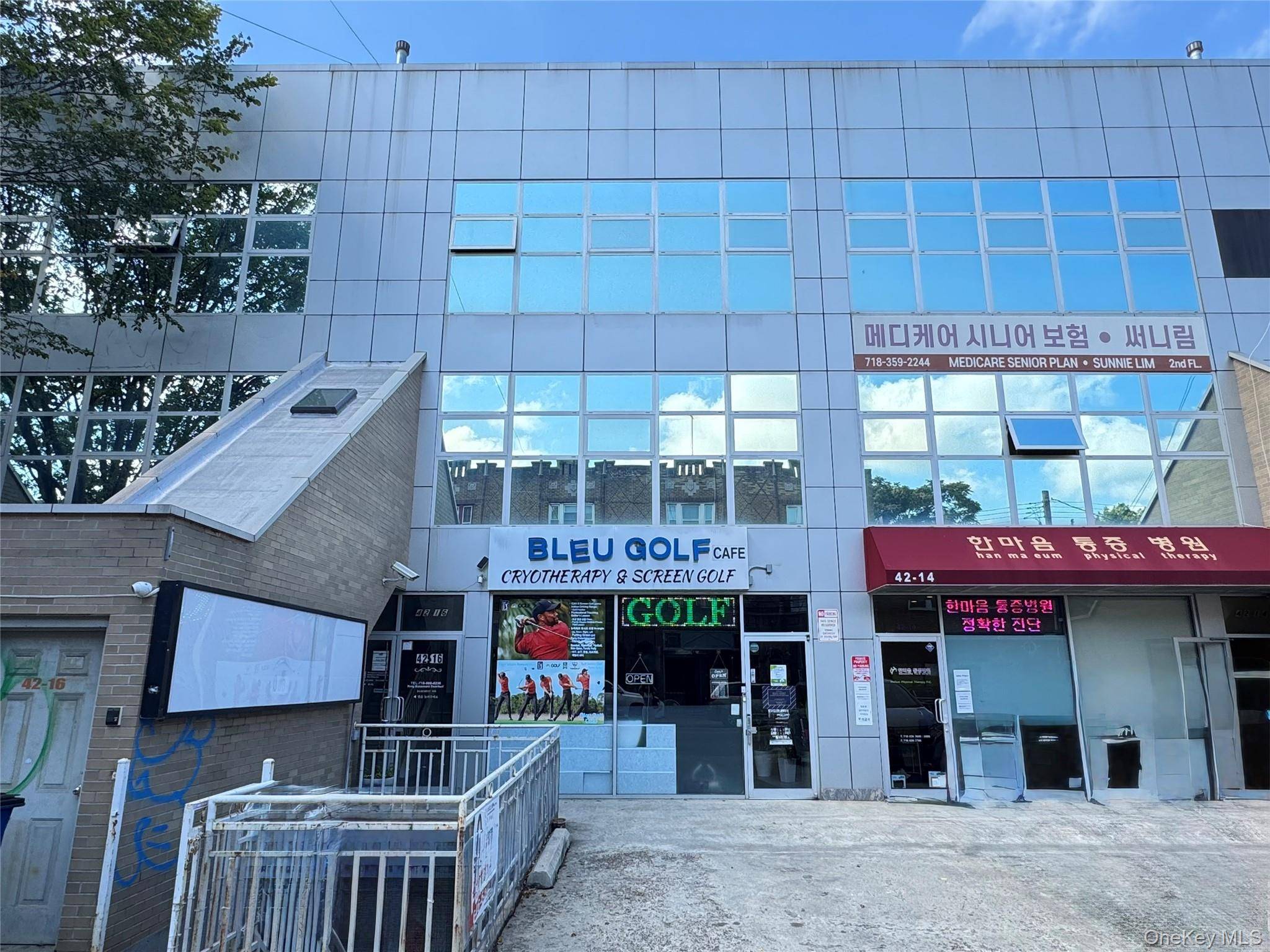 Excellent investment opportunity in the heart of Flushing.