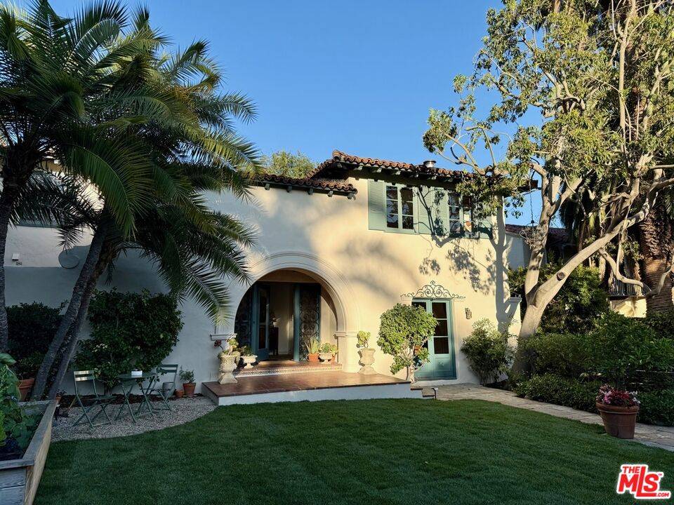 1836   Outpost Dr 4BR Hollywood Hills East La