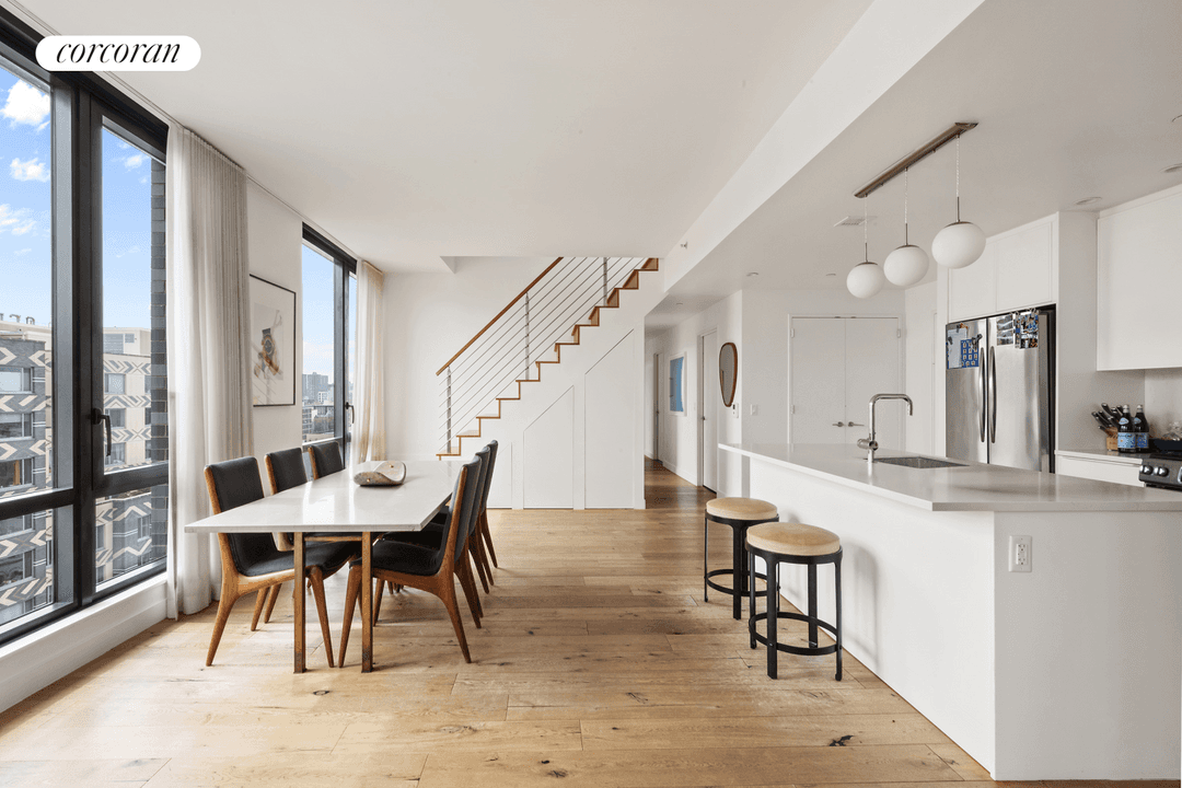 Introducing an exquisite, duplex style condo located in the vibrant neighborhood of Central Harlem !