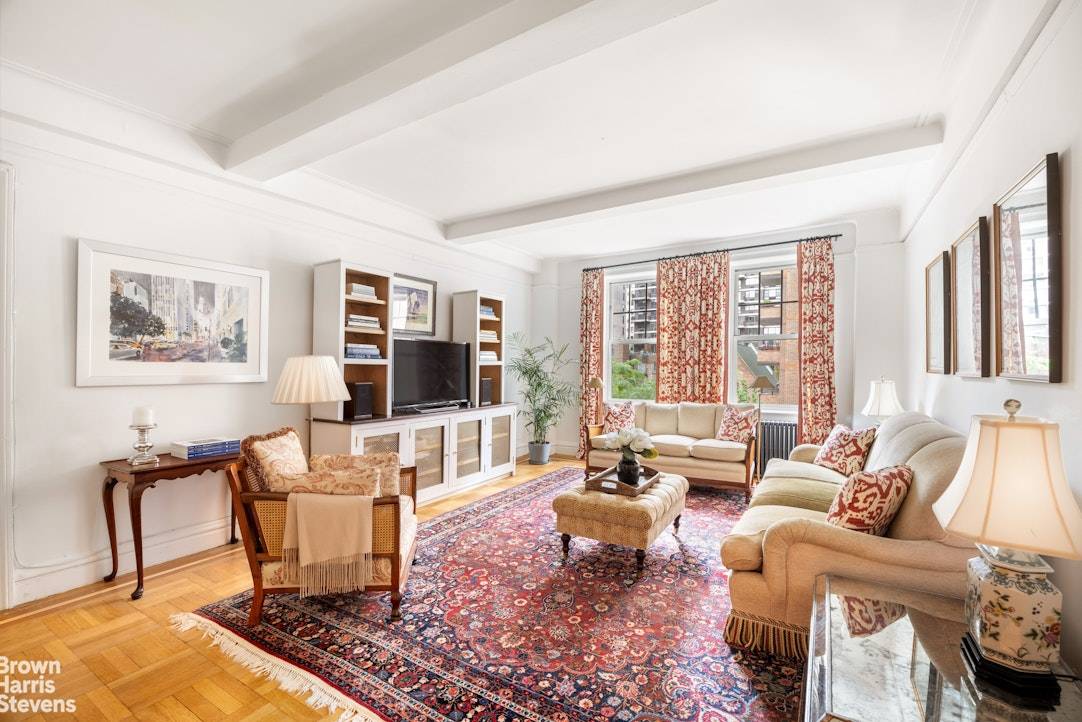 Prime Carnegie Hill Classic 6 with Southern Light and Exceptional Layout This elegant Classic 6 residence offers an ideal layout paired with timeless prewar charm.