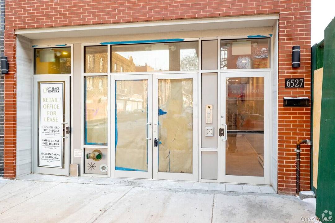 Outstanding opportunity to lease 1, 600 SF of prime ground floor space on busy Roosevelt Avenue in the heart of Woodside !