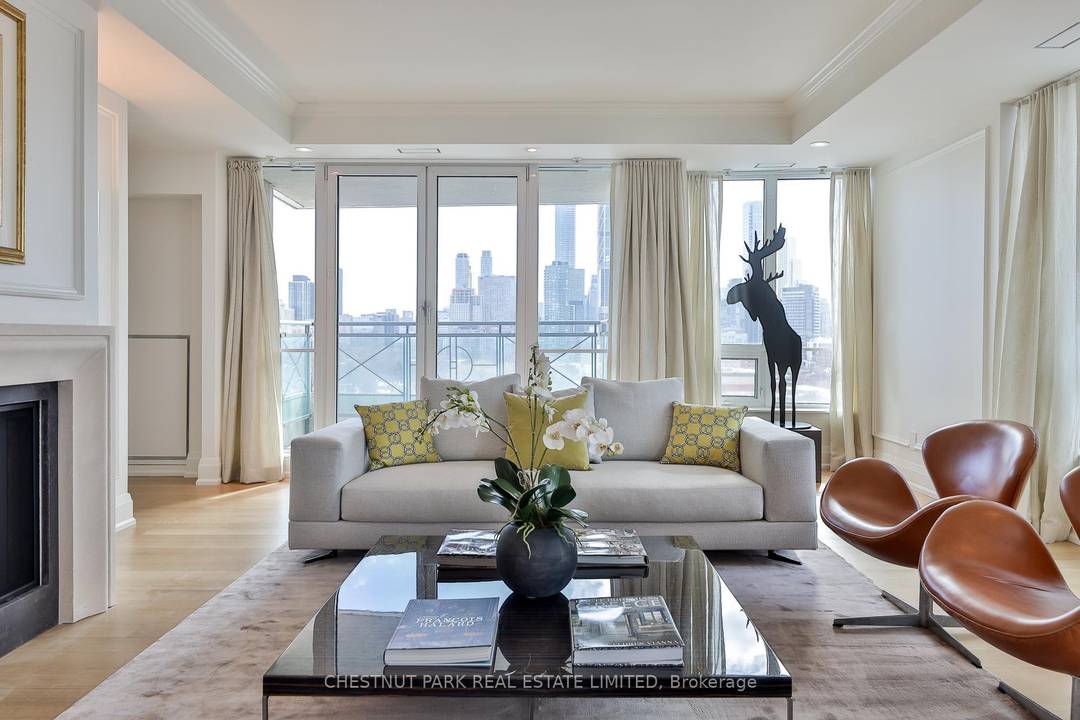 This superbly styled luxury residence awaits you !