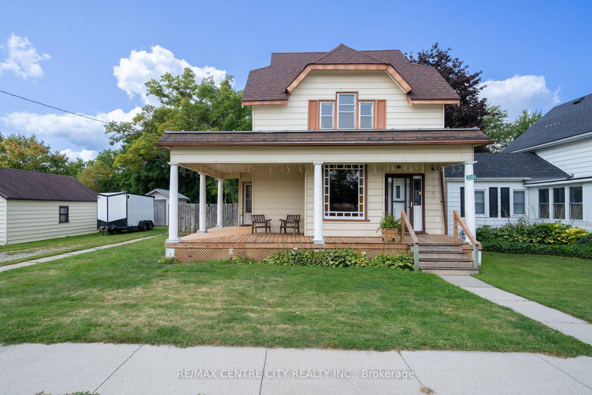 Fantastic family home for sale in Alvinston.