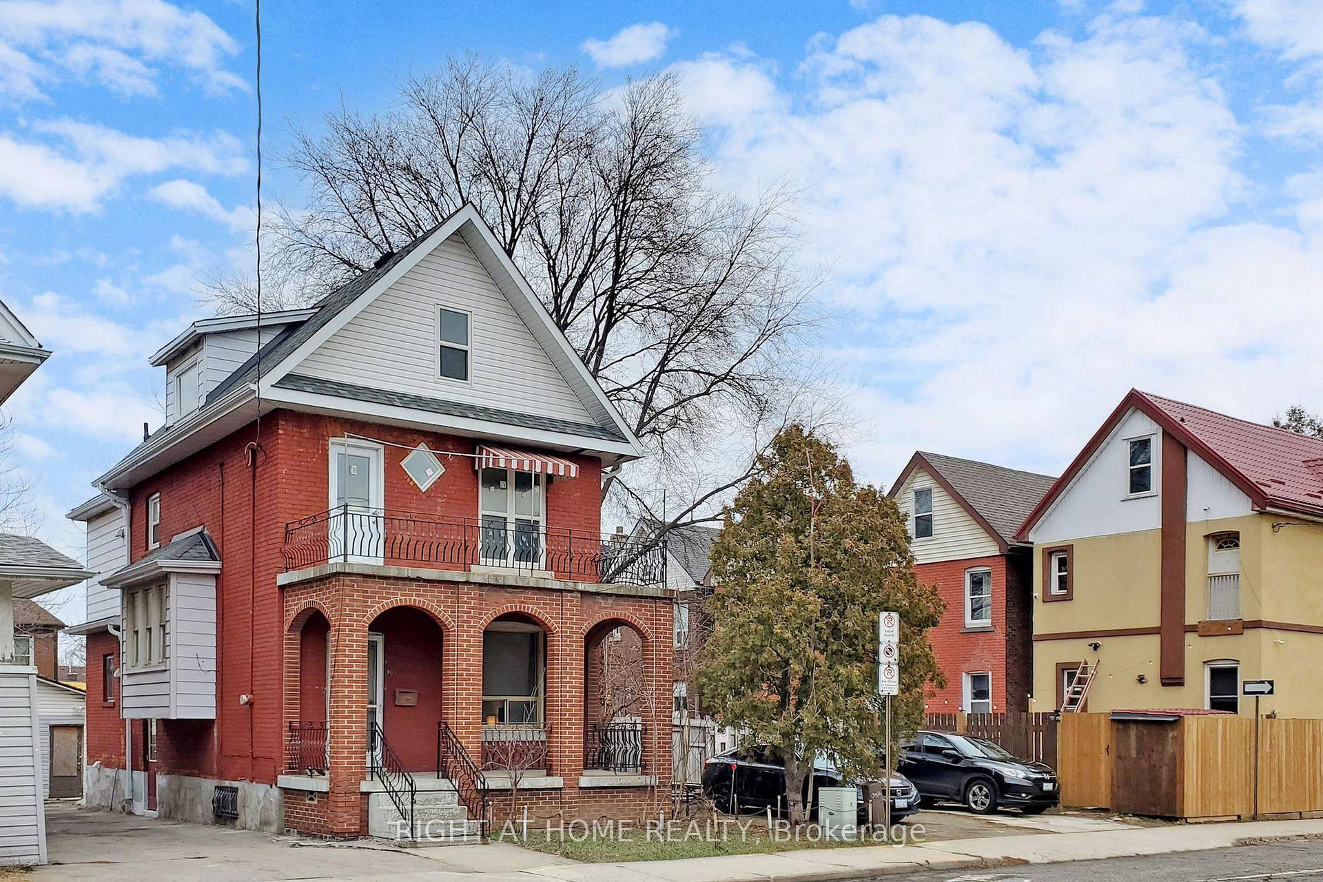 Renovated, Bright amp ; Spacious, Upper Floors with Separate Entrance, Located On Wilson St amp ; Sherman Ave N, 3 BR, 1 Bath, Tenant responsible for 65 of utilities.