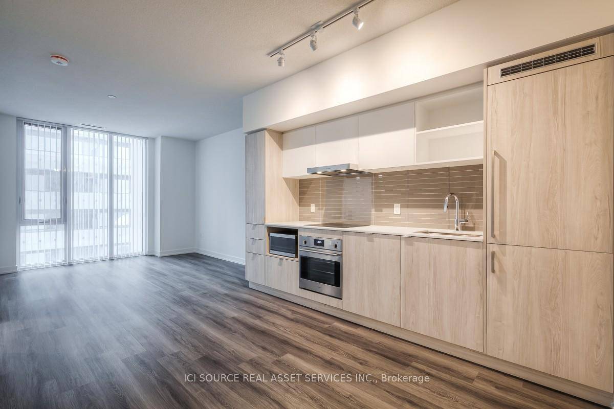 Sugar Wharf Condos are an extraordinary build and located right in the heart of the city.
